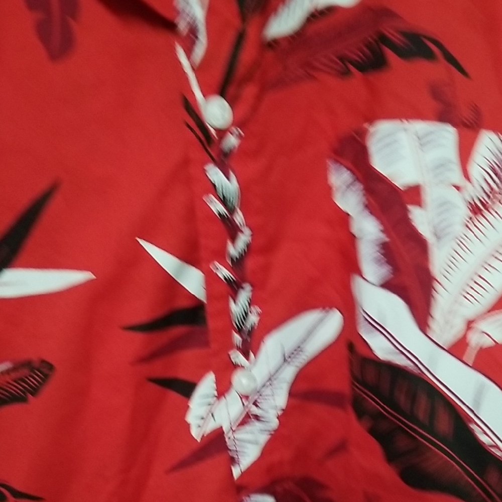 H&M Red and Black Leaf Print Shirt - Picture 4 of 7